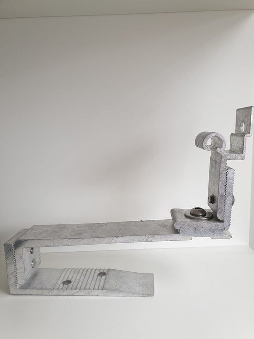 Solar construct dakhaak uni